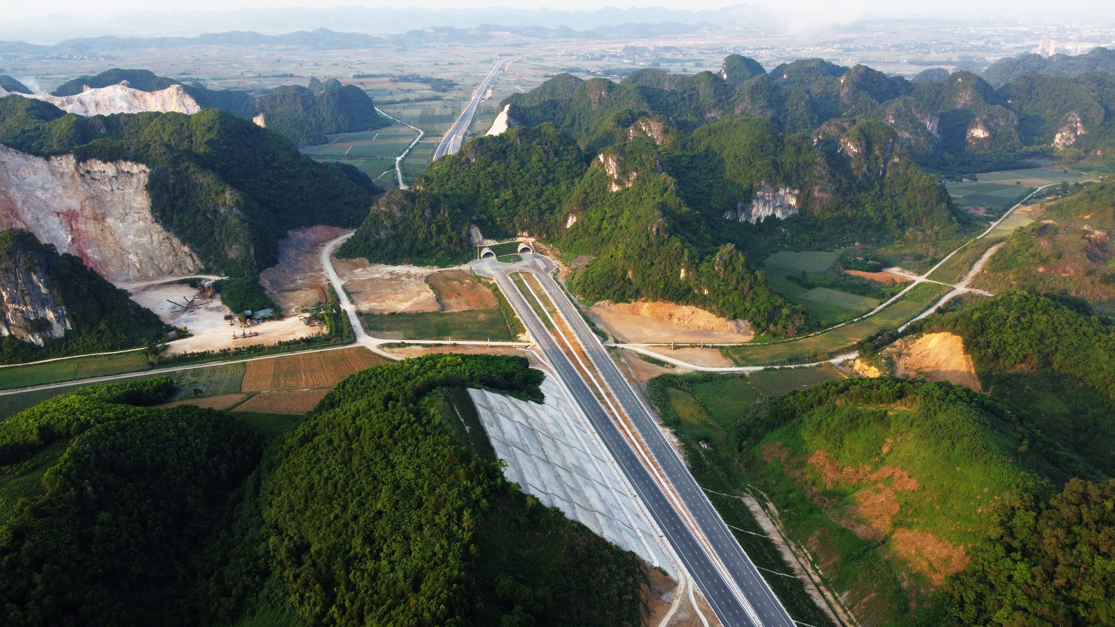ĐƯỜNG CAO TỐC MAI SƠN - QL45